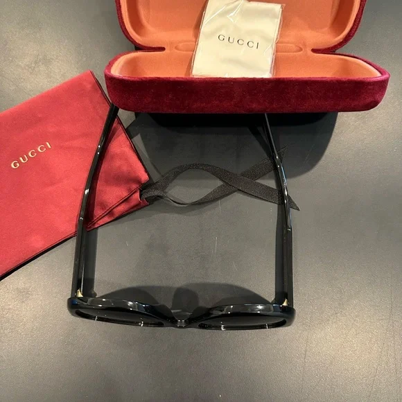 Gucci Womens Butterfly 54mm Sunglasses - Picture 5 of 7